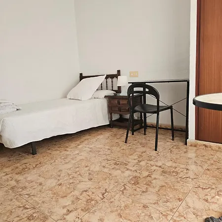 Affittacamere Basic Guardamar Pension *
