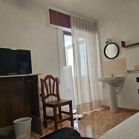 Konukevi Basic Guardamar Pension Guardamar del Segura